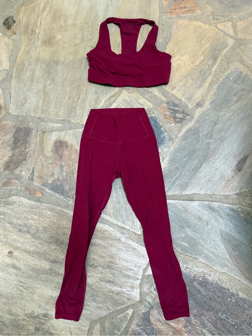 Splits59 Burgundy High Rise Leggings Sports Bra Set Small
